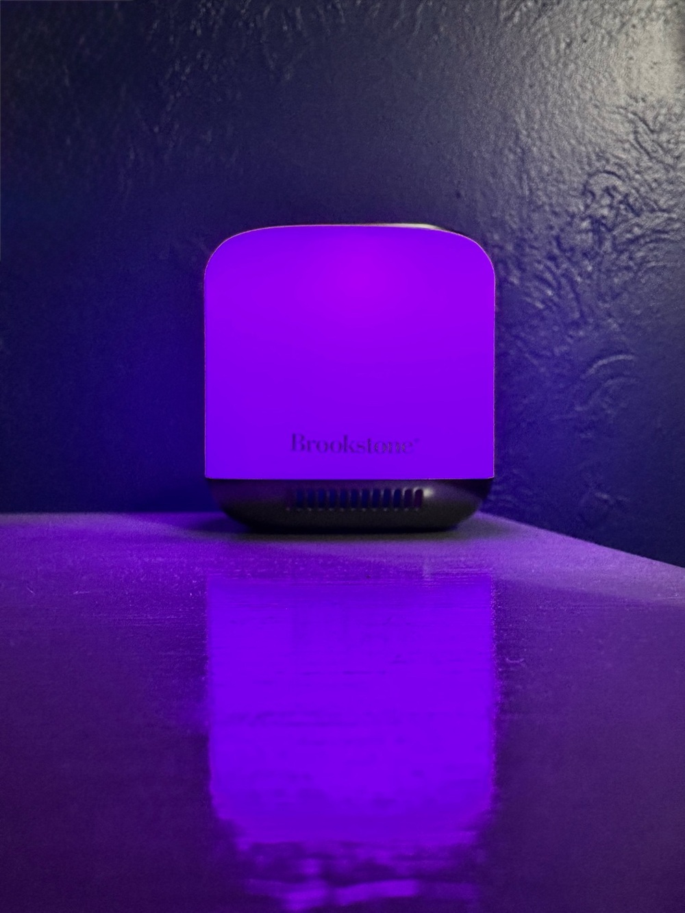 Brookstone Calm Tone Sound Machine Nightlight White Noise NWT - Picture 4 of 12